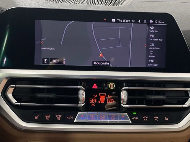 Used 2022 BMW M440i Convertible image 19