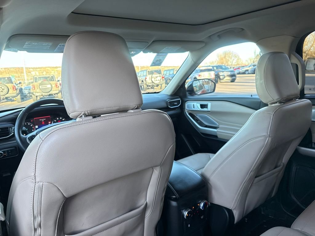 Certified 2023 Ford Explorer Limited w/ Limited Technology Package image 20