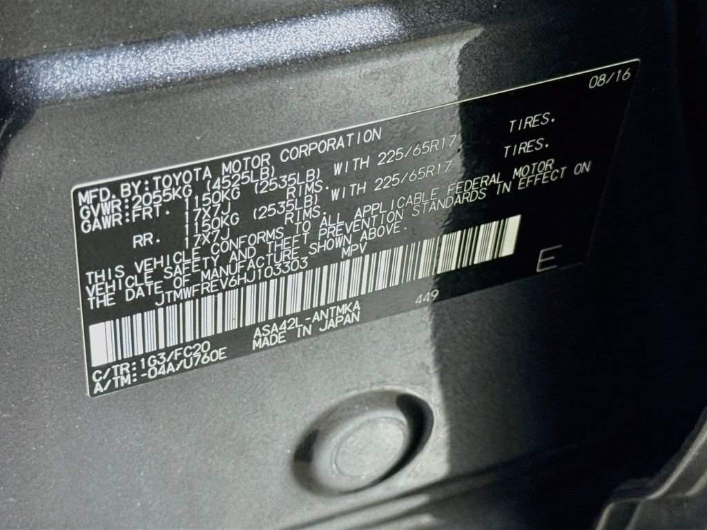 Certified 2017 Toyota RAV4 XLE FWD image 29