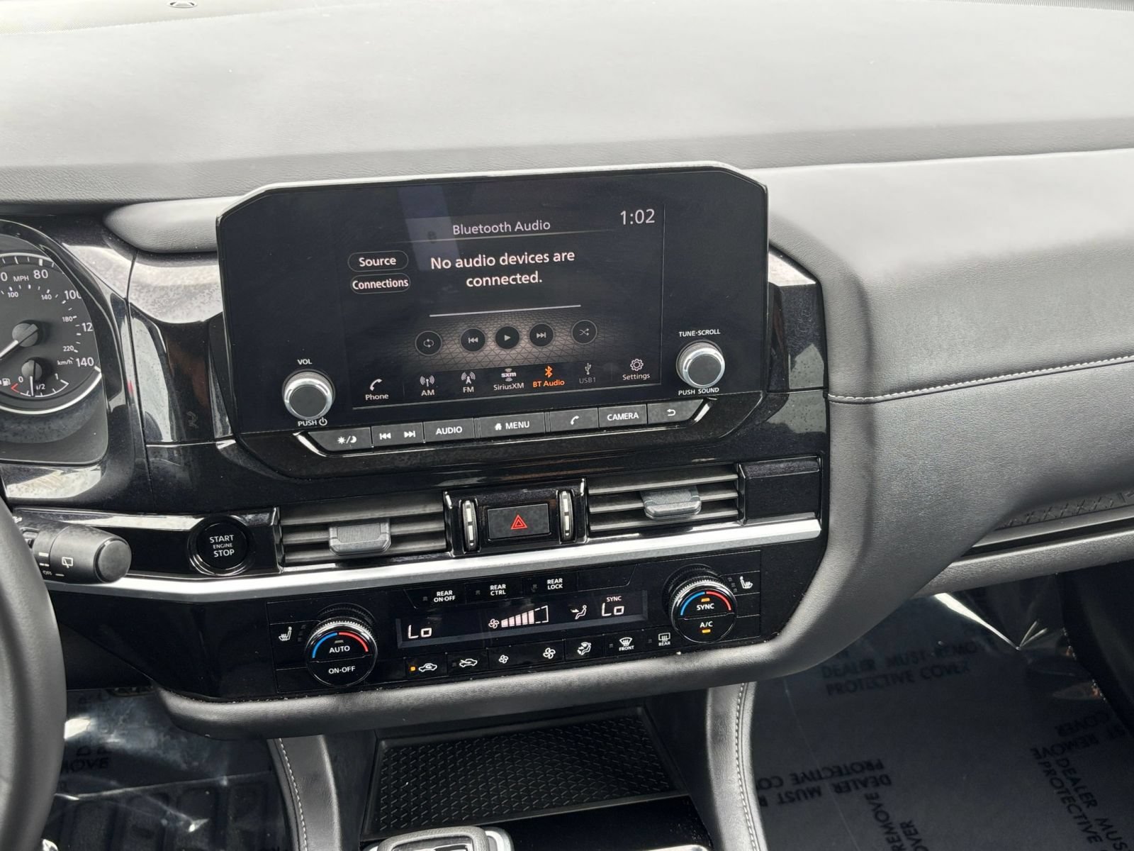 Used 2025 Nissan Pathfinder SV FWD image 14