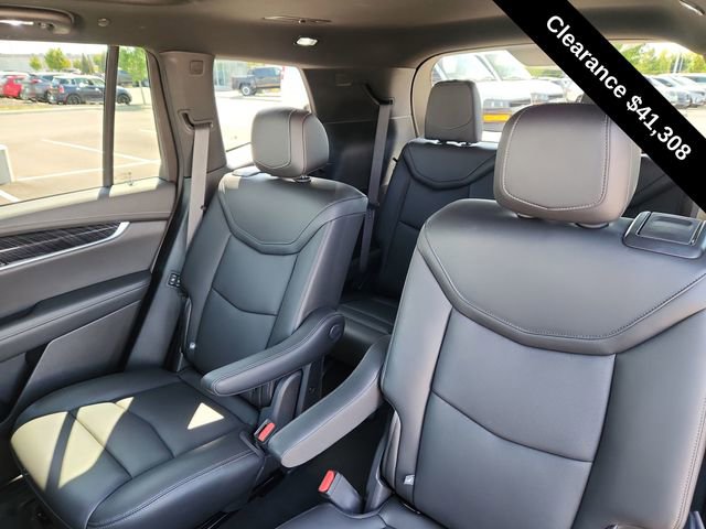 Used 2025 Cadillac XT6 Premium Luxury image 26