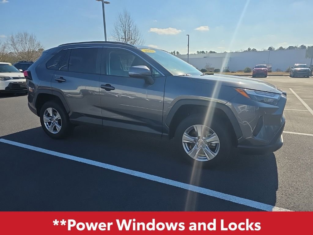 Used 2022 Toyota RAV4 XLE w/ Convenience Package image 13