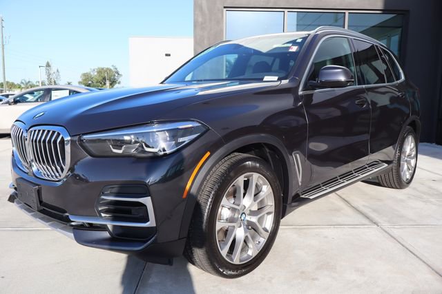 Used 2023 BMW X5 xDrive40i AWD/4WD image 8