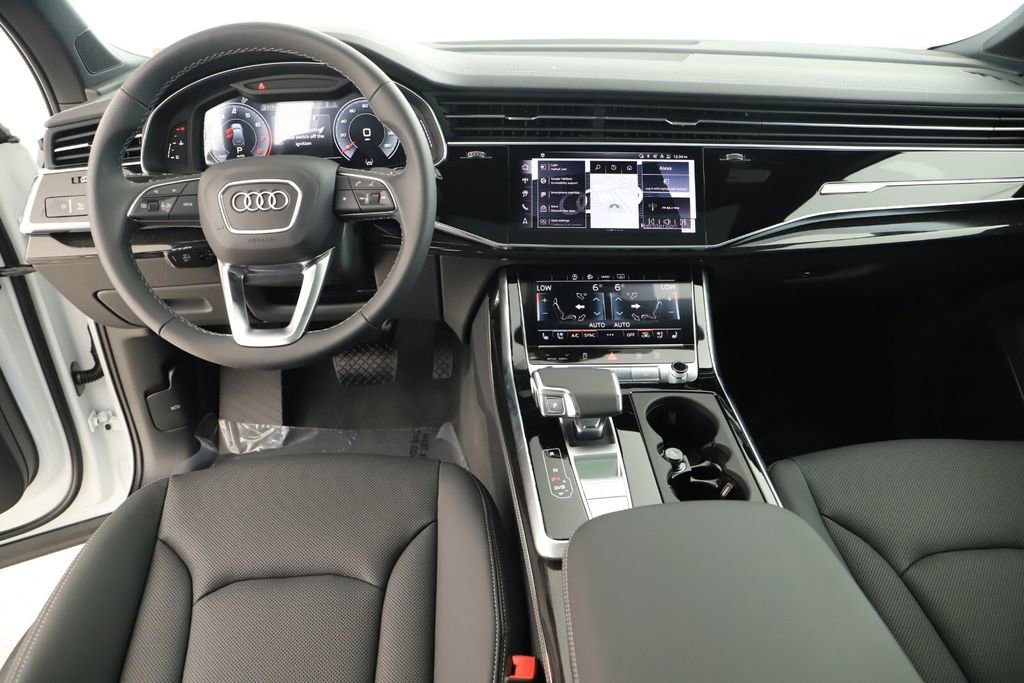 New 2025 Audi Q7 3.0T Premium Plus image 18