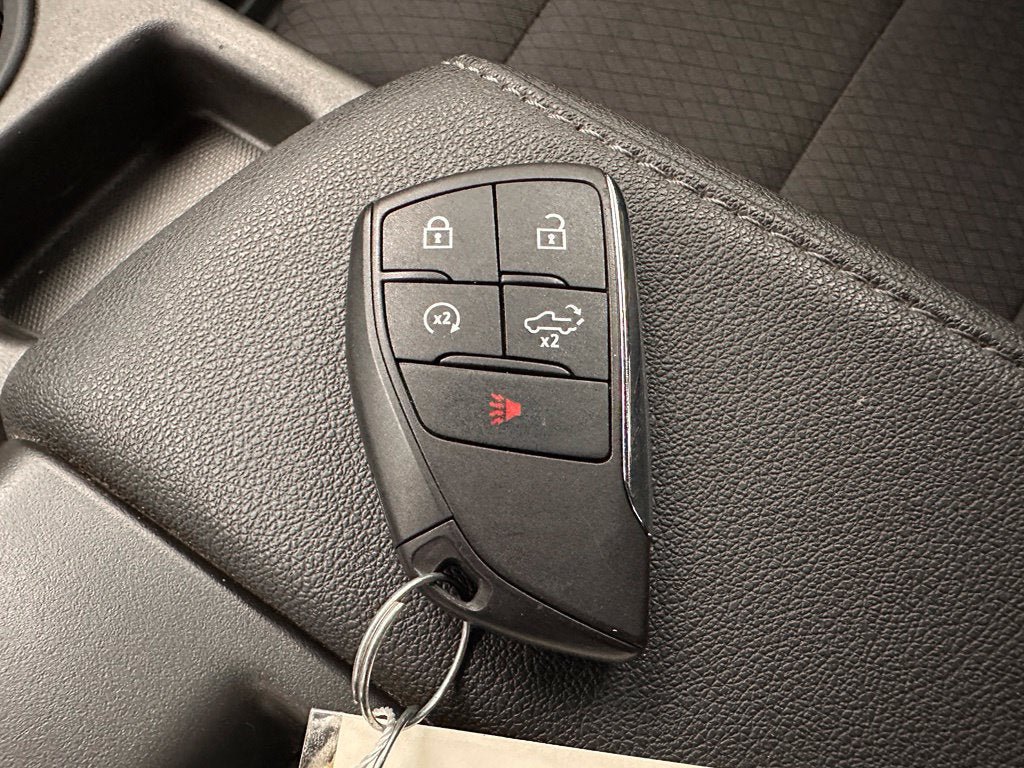 Used 2023 Chevrolet Silverado 1500 LT AWD/4WD image 22