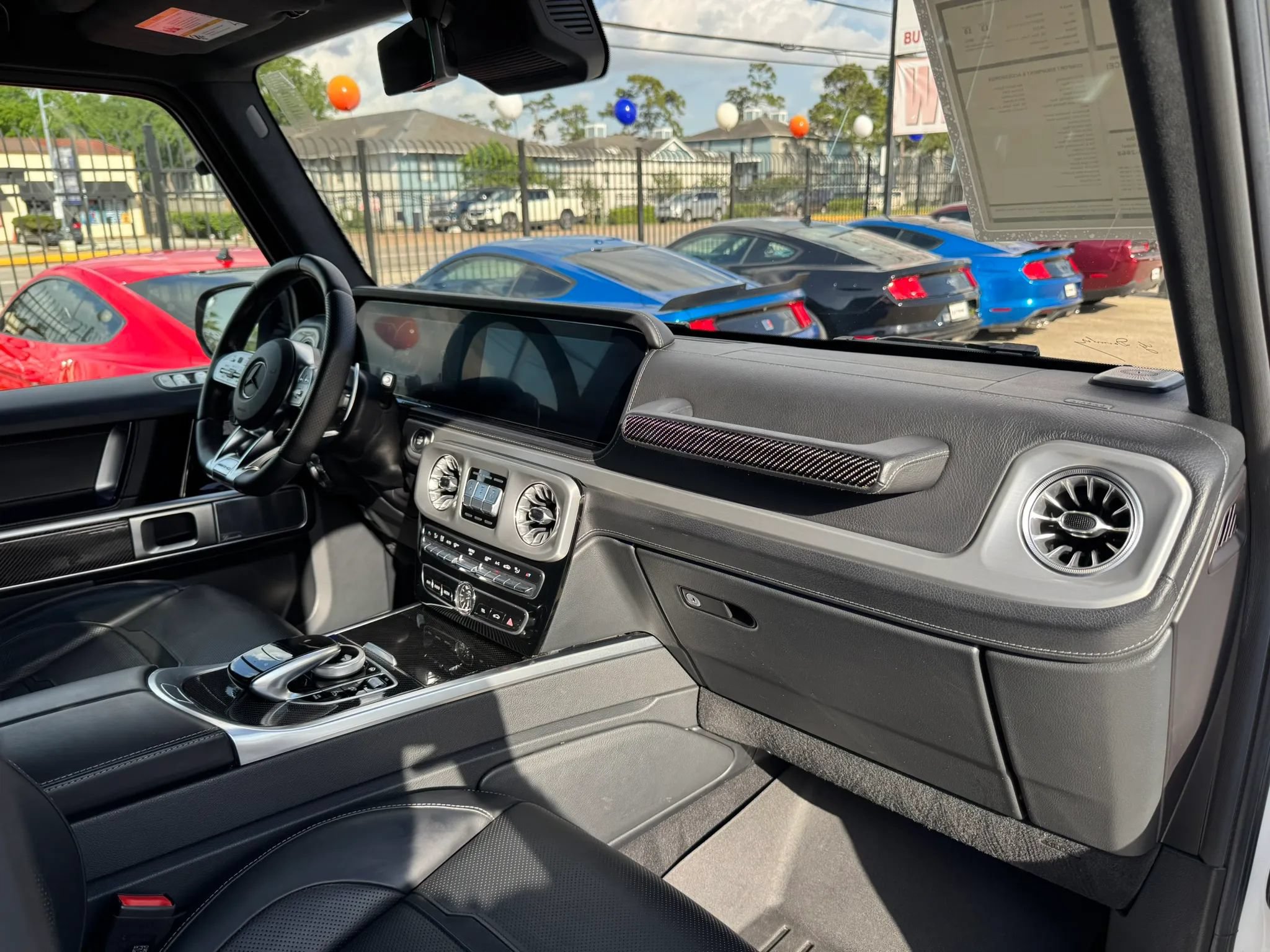 Used 2022 Mercedes-Benz G 63 AMG 4MATIC w/ Seat Comfort Package image 24
