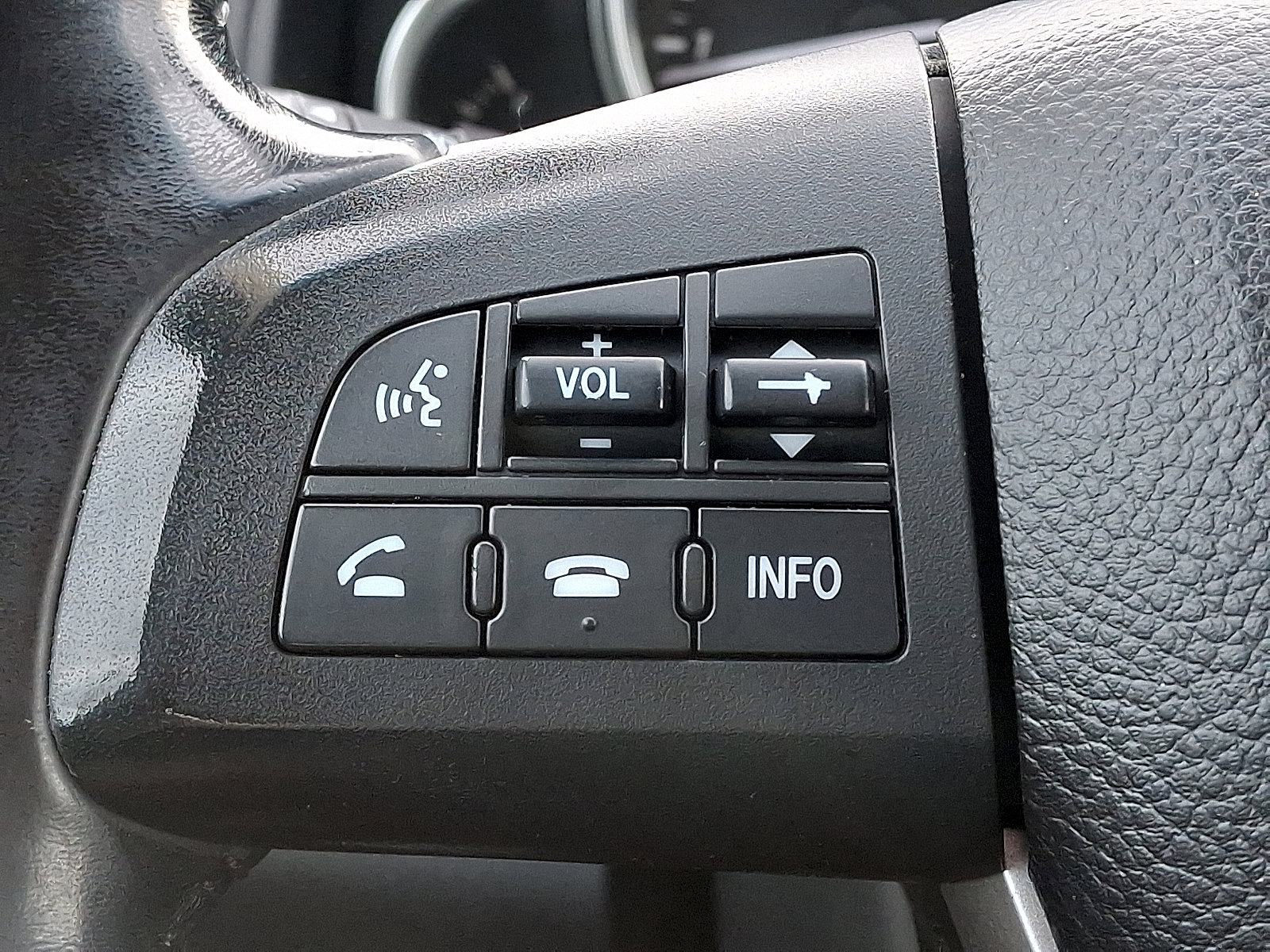 Used 2015 MAZDA CX-9 Touring w/ Touring Technology Package image 25