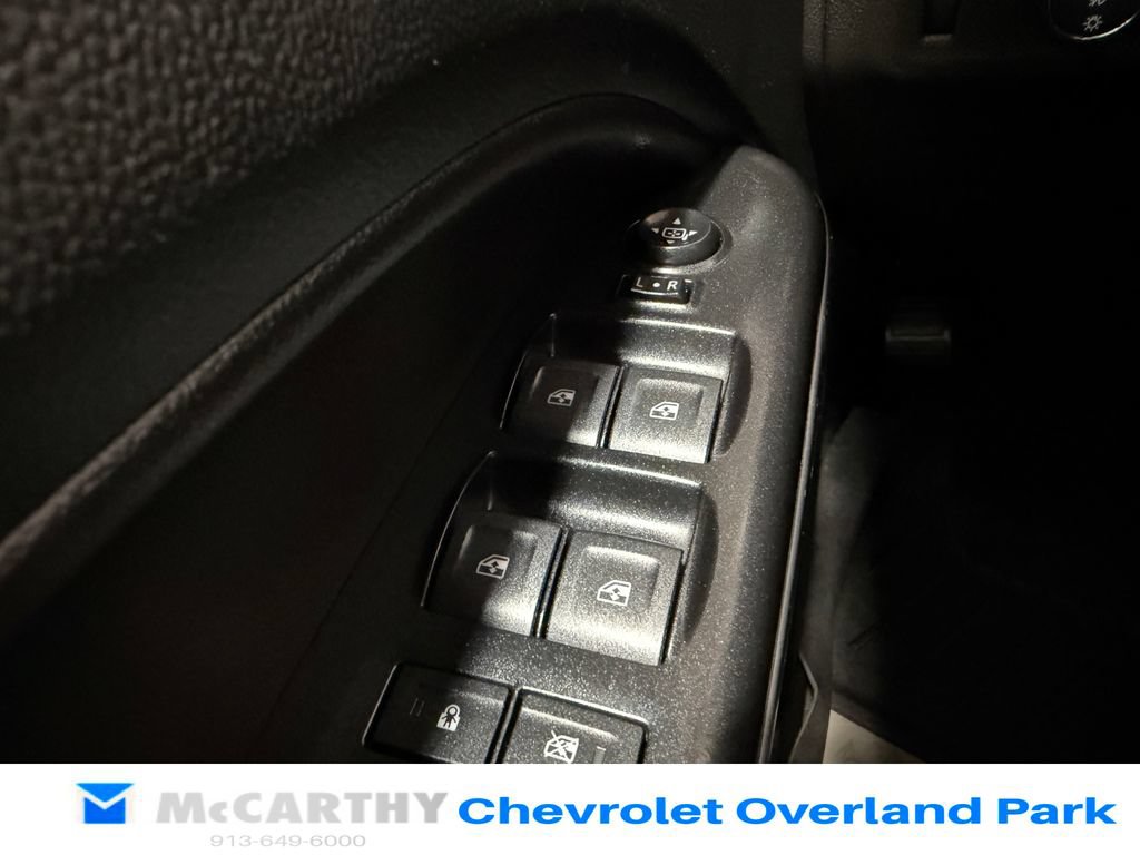 Used 2020 Chevrolet Colorado ZR2 w/ Colorado ZR2 Bison Edition AWD/4WD image 17
