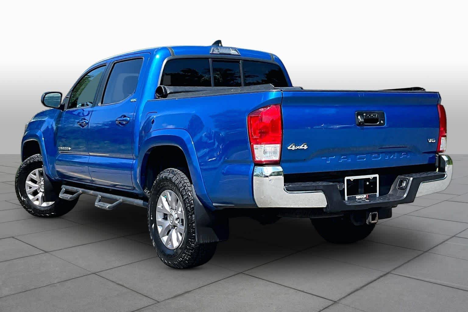 Certified 2016 Toyota Tacoma SR5 w/ SR5 Appearance Package (SN) AWD/4WD image 12