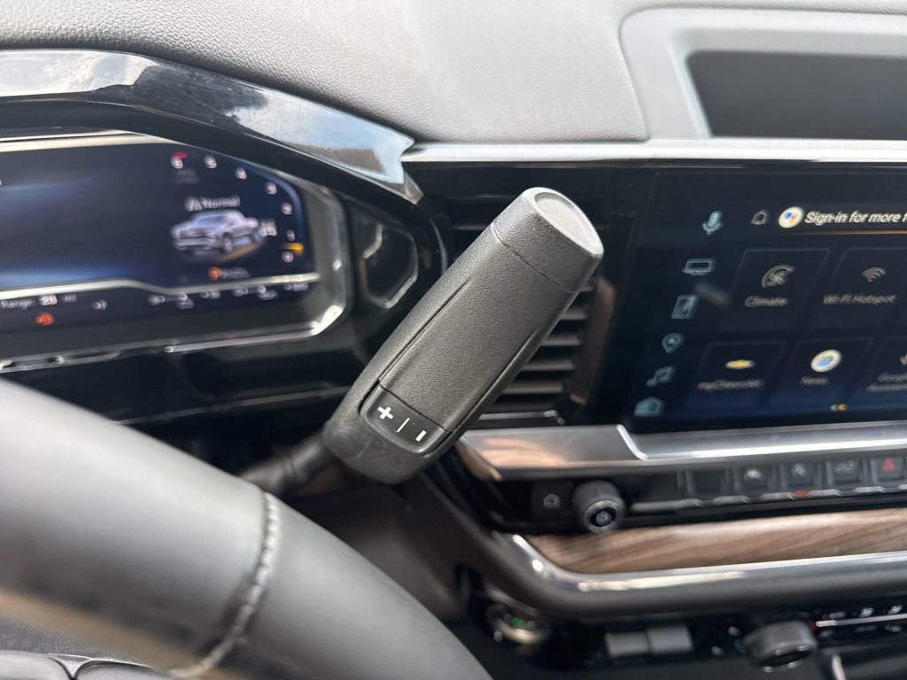 Used 2025 Chevrolet Silverado 1500 LT w/ Work Truck Package image 17