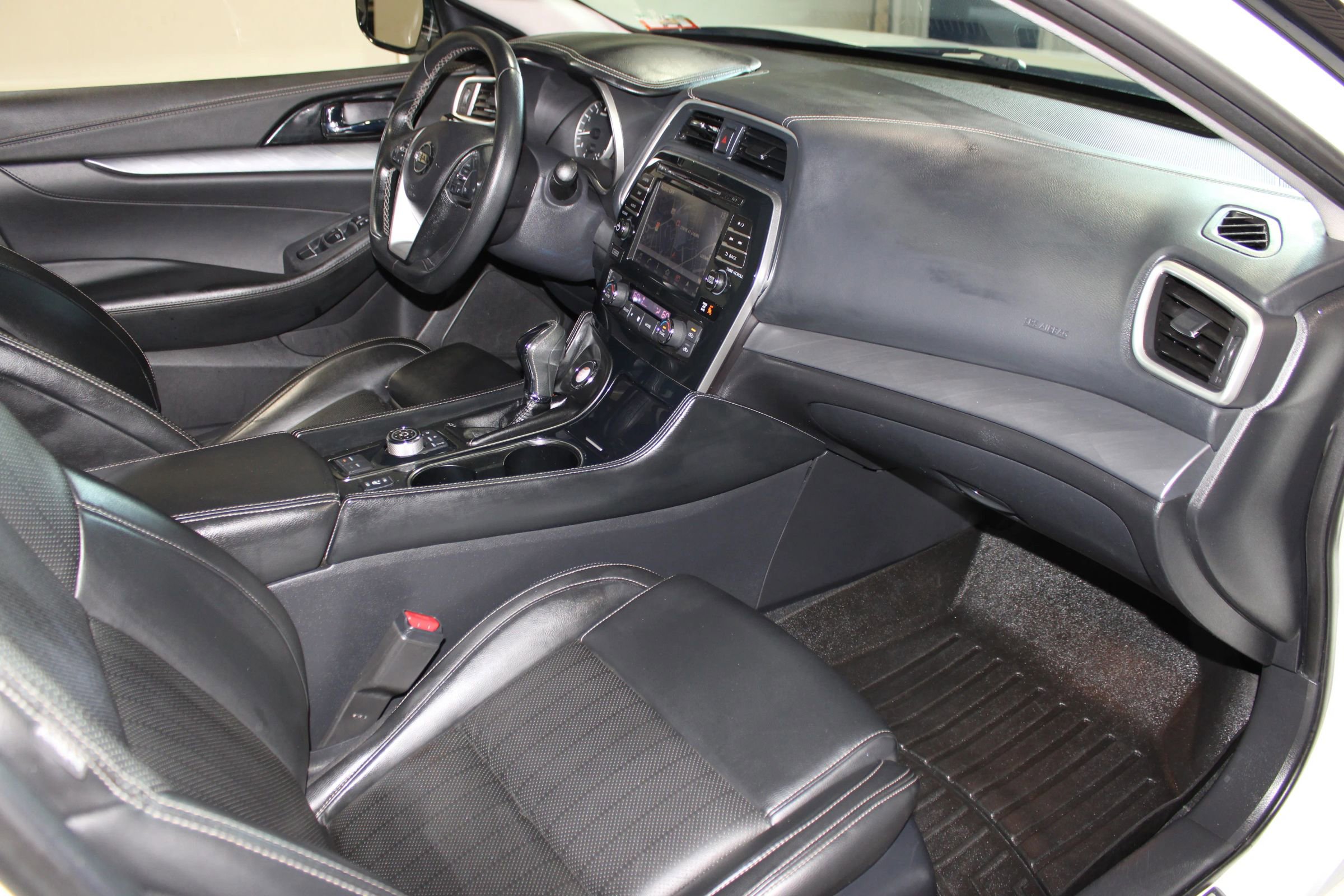 Used 2017 Nissan Maxima 3.5 SV FWD image 29