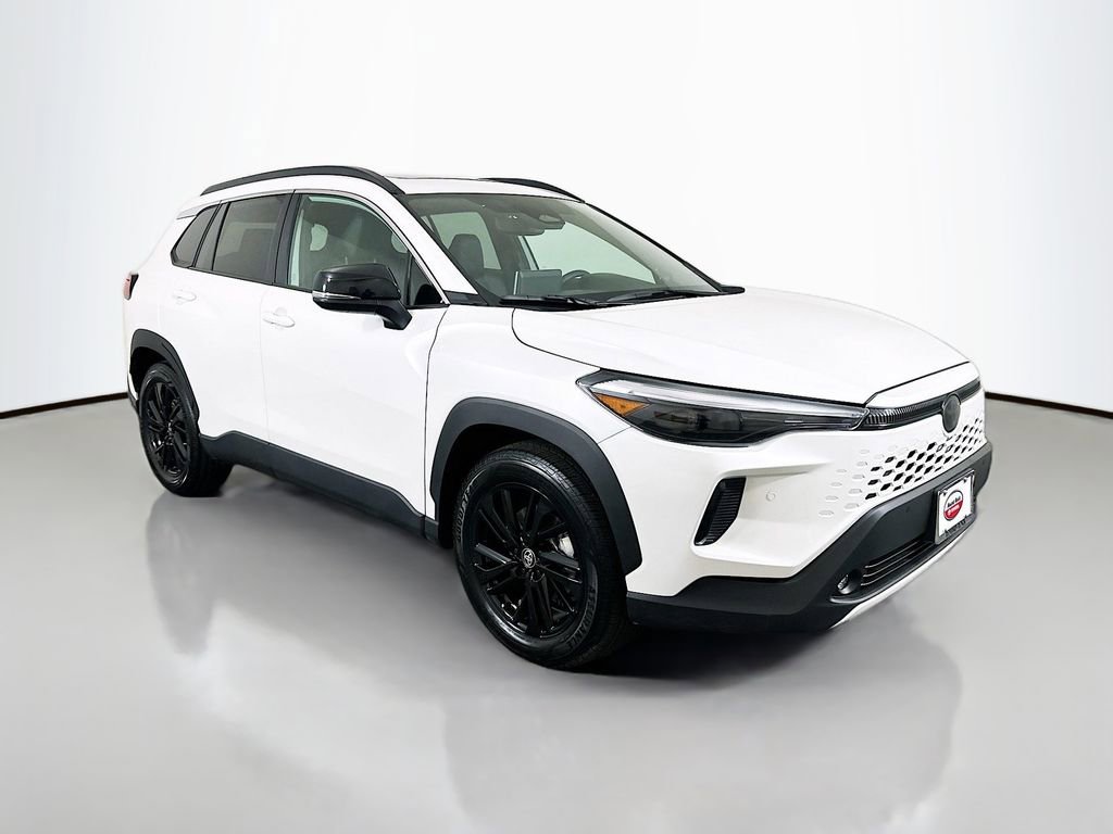 Used 2026 Toyota Corolla Cross XSE w/ Convenience Package image 3