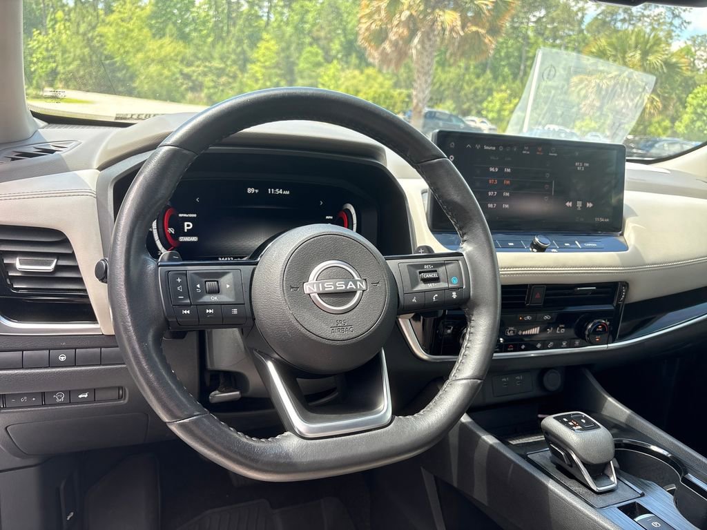 Certified 2024 Nissan Rogue SL w/ SL Premium Package FWD image 10