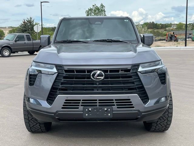 Used 2024 Lexus GX 550 w/ Cold Area Package AWD/4WD image 10