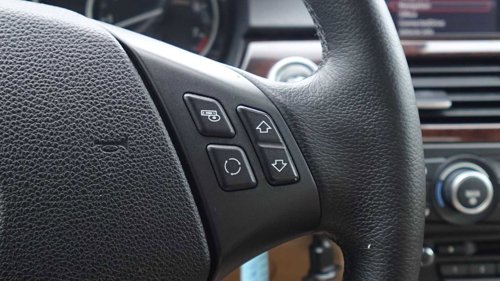 Used 2011 BMW 328i xDrive 328i xDrive image 35