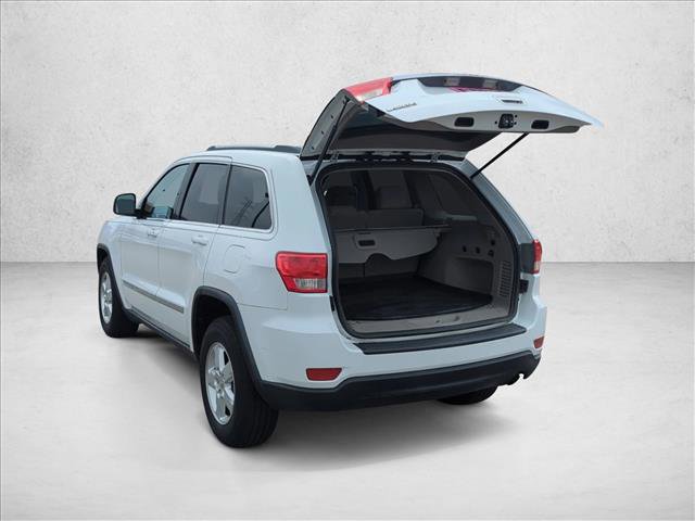 Used 2013 Jeep Grand Cherokee Laredo w/ Laredo E Group image 10