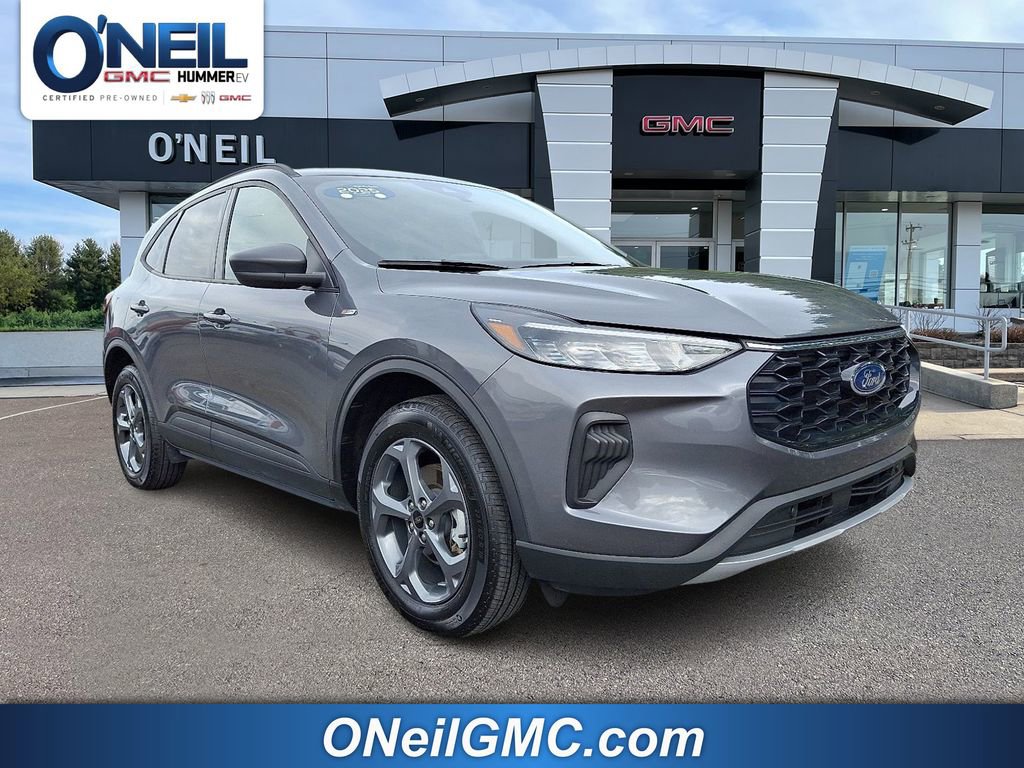 Used 2025 Ford Escape ST-Line image 1