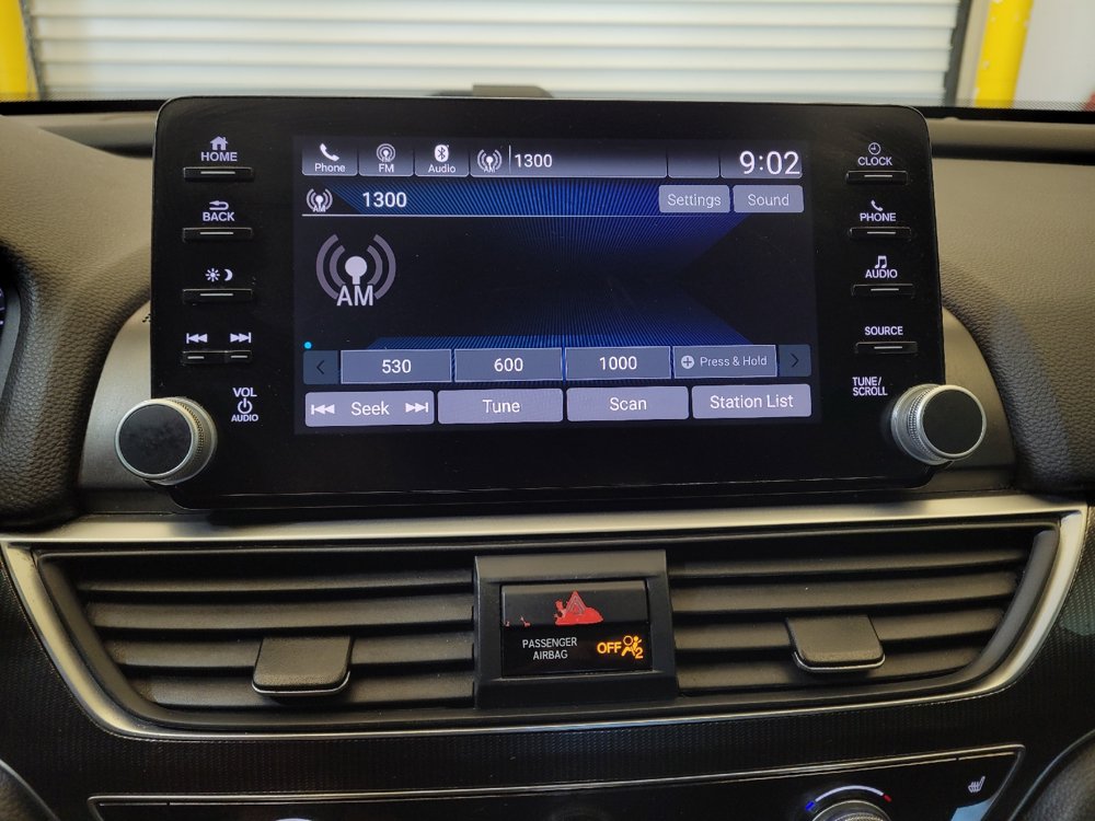 Used 2018 Honda Accord Sport image 25
