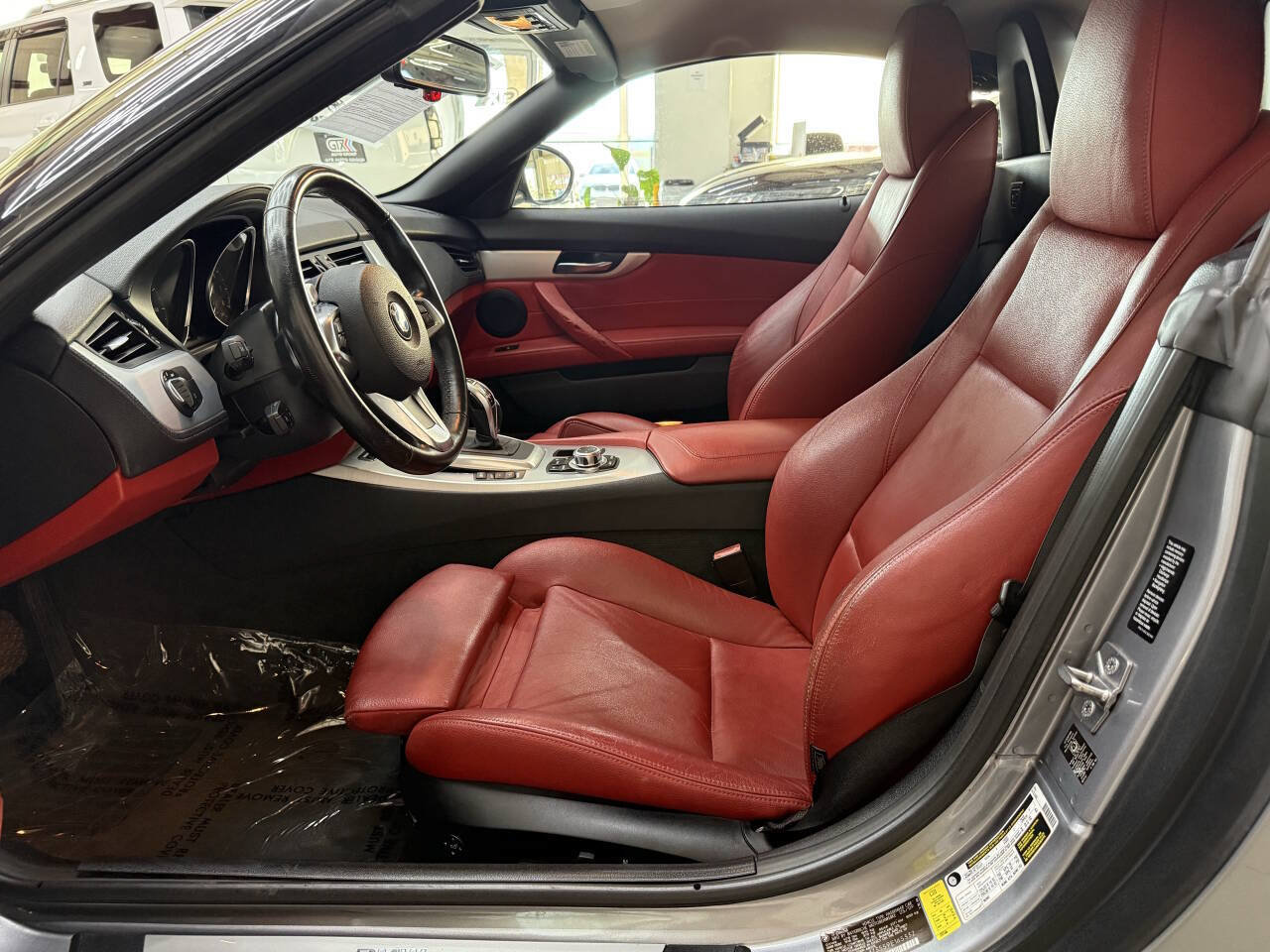 Used 2009 BMW Z4 sDrive35i RWD image 11