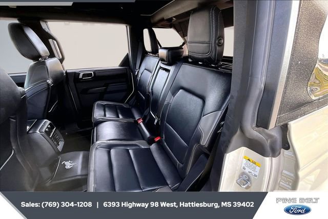 Used 2025 Ford Bronco Outer Banks image 19