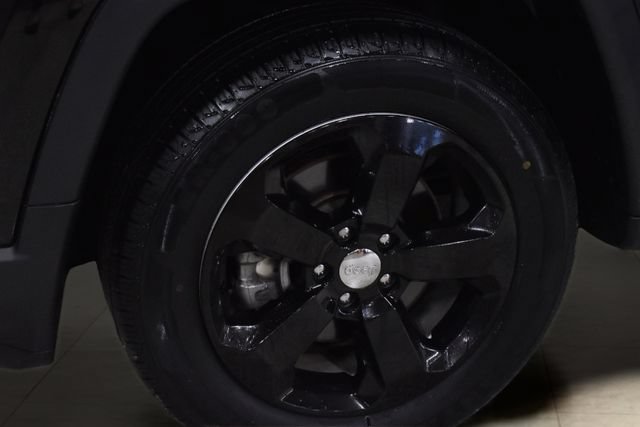 Used 2019 Jeep Compass Latitude w/ Cold Weather Group AWD/4WD image 37