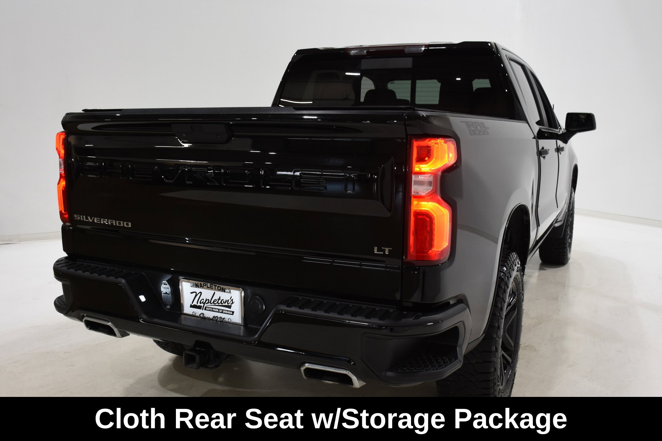 Used 2021 Chevrolet Silverado 1500 LT Trail Boss w/ Convenience Package II AWD/4WD image 5