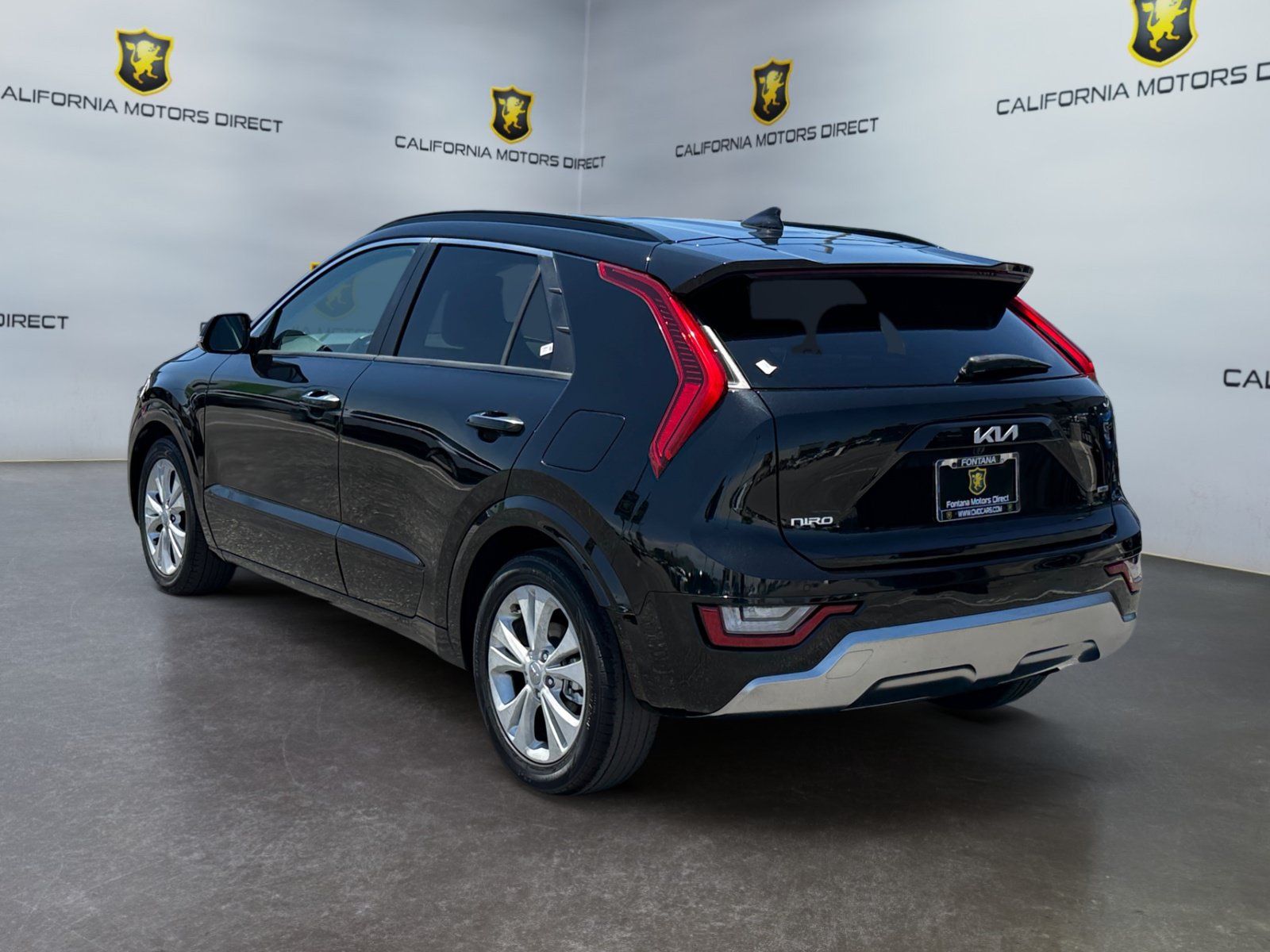 Used 2023 Kia Niro SX Touring FWD image 3