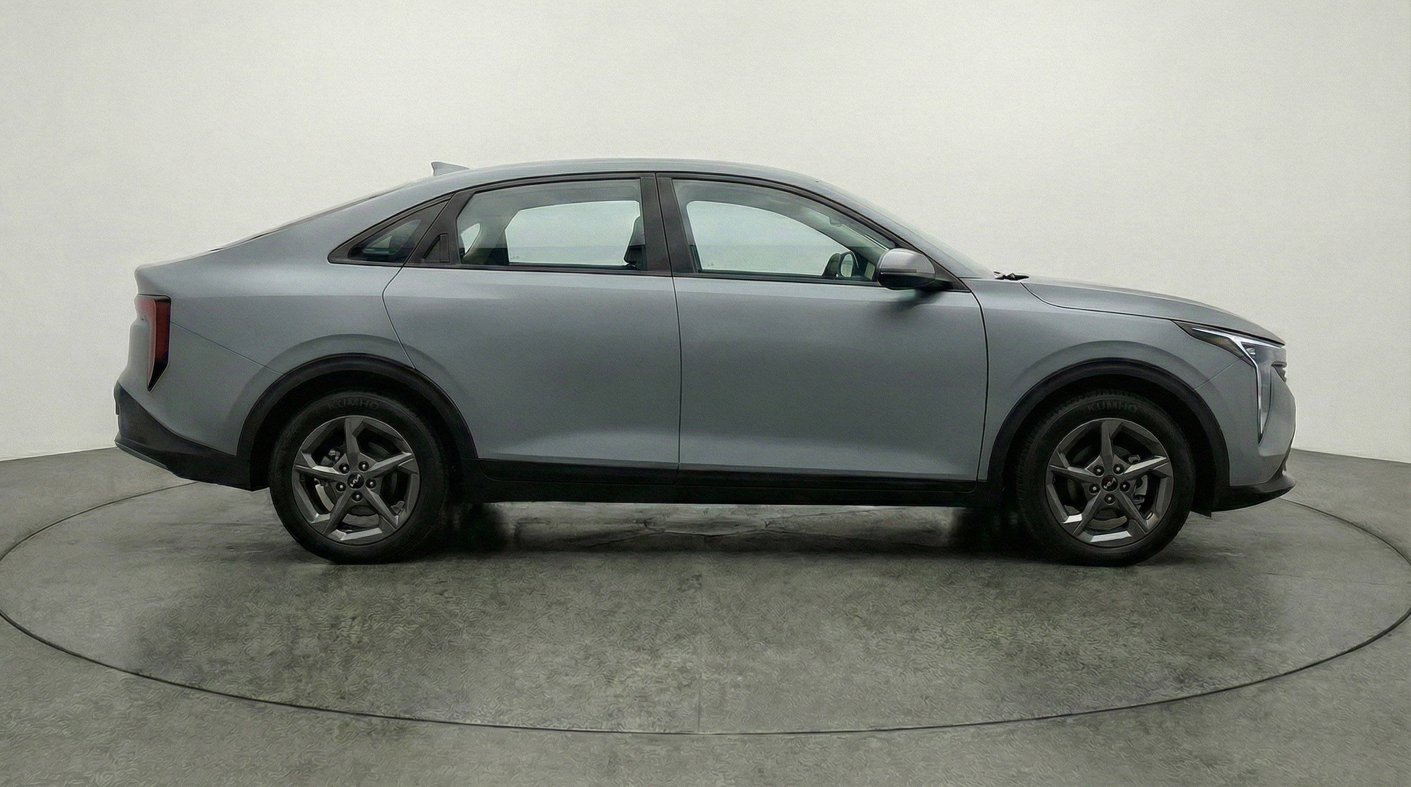 Used 2025 Kia K4 LXS FWD image 11