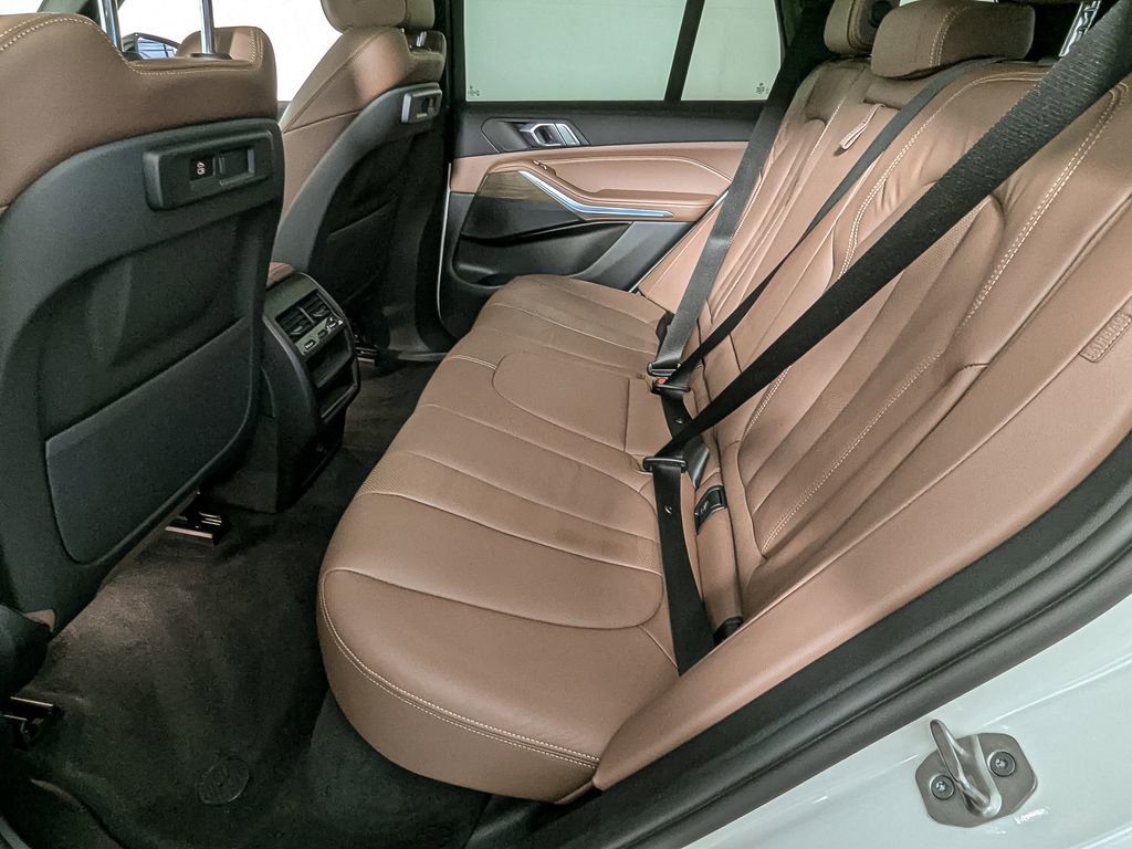 Certified 2022 BMW X5 xDrive45e w/ Parking Assistance Package image 45