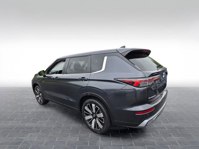 Used 2025 Mitsubishi Outlander SE AWD/4WD image 6