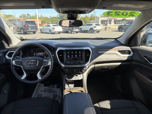 Certified 2023 GMC Acadia SLE w/ Driver Convenience Package AWD/4WD image 19
