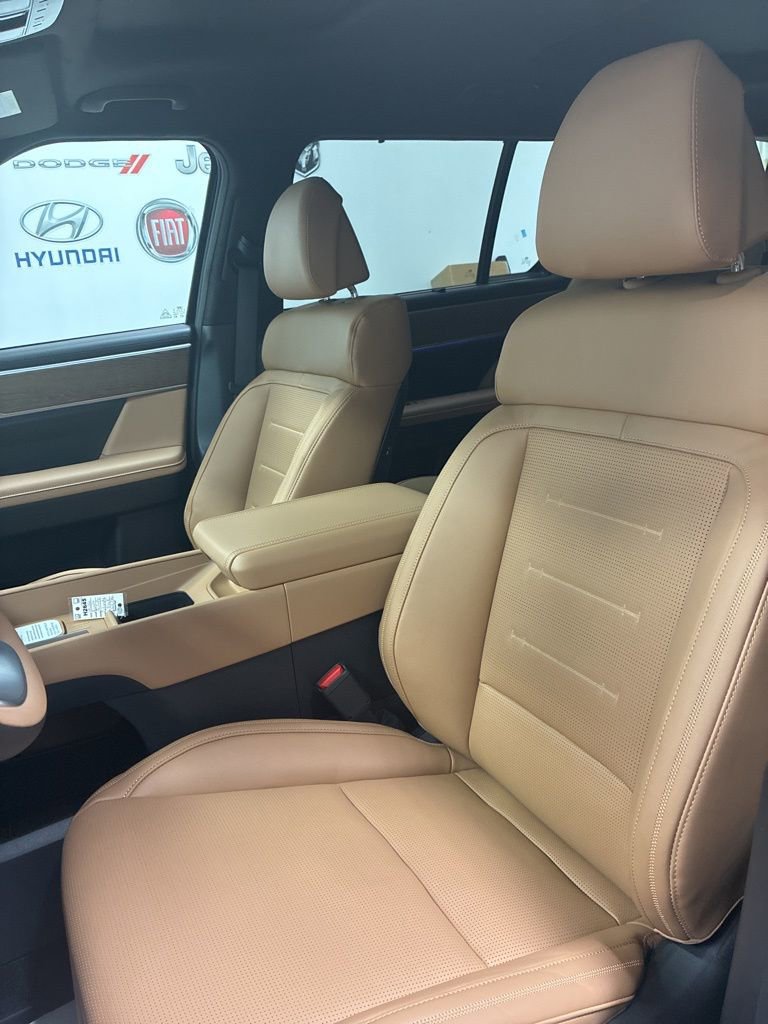 New 2026 Hyundai Santa Fe Calligraphy AWD/4WD image 12