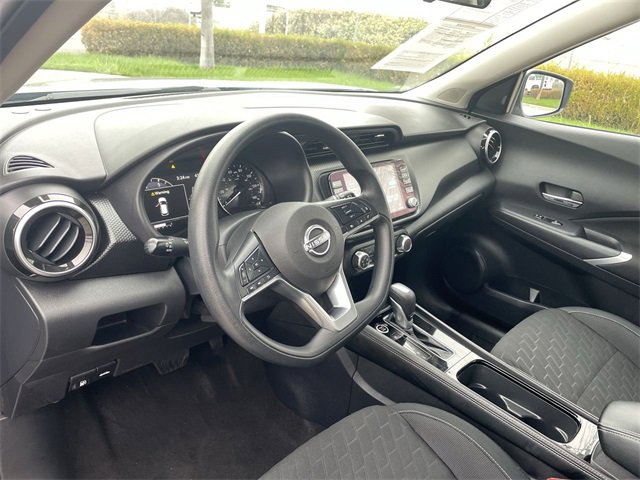 Used 2023 Nissan Kicks SV image 10