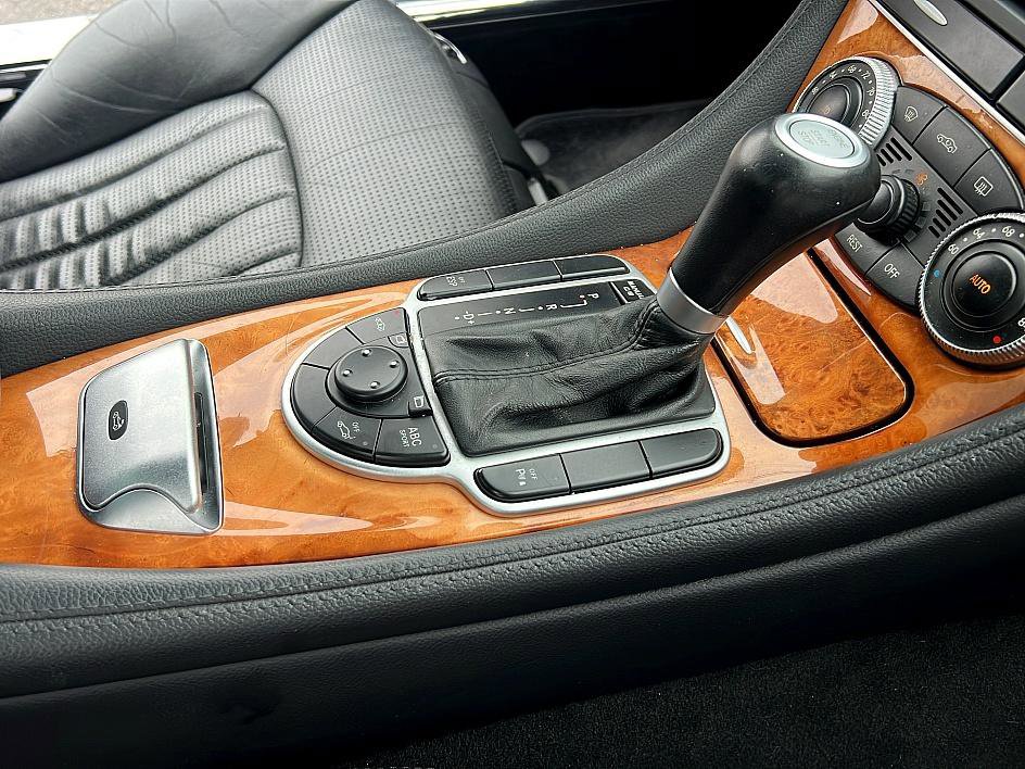 Used 2007 Mercedes-Benz SL 55 AMG 5.5L AMG image 30