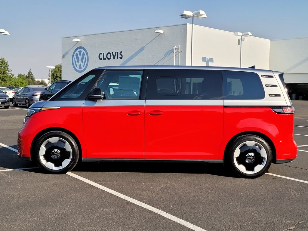 New 2025 Volkswagen ID. Buzz Pro S Plus RWD image 8