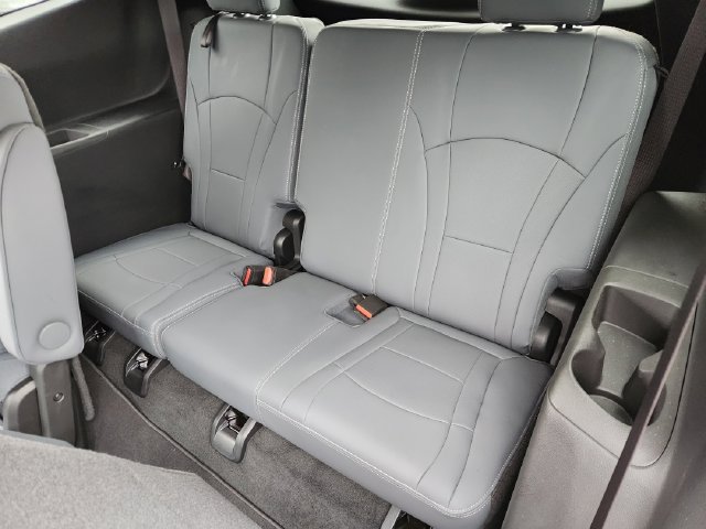 Used 2023 Buick Enclave Essence w/ Trailering Package, 5000 lbs. FWD image 23