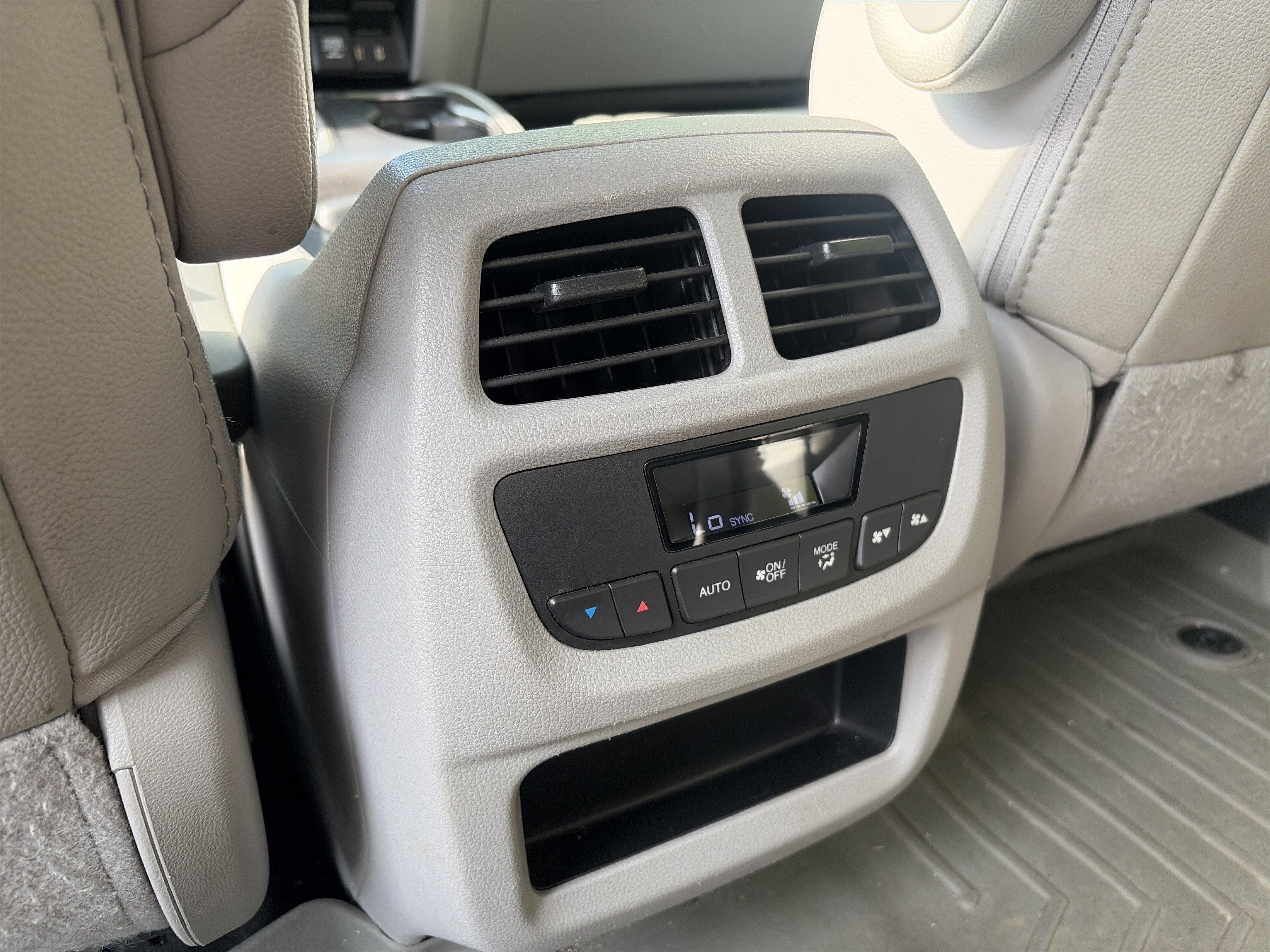Used 2018 Honda Pilot EX-L image 23