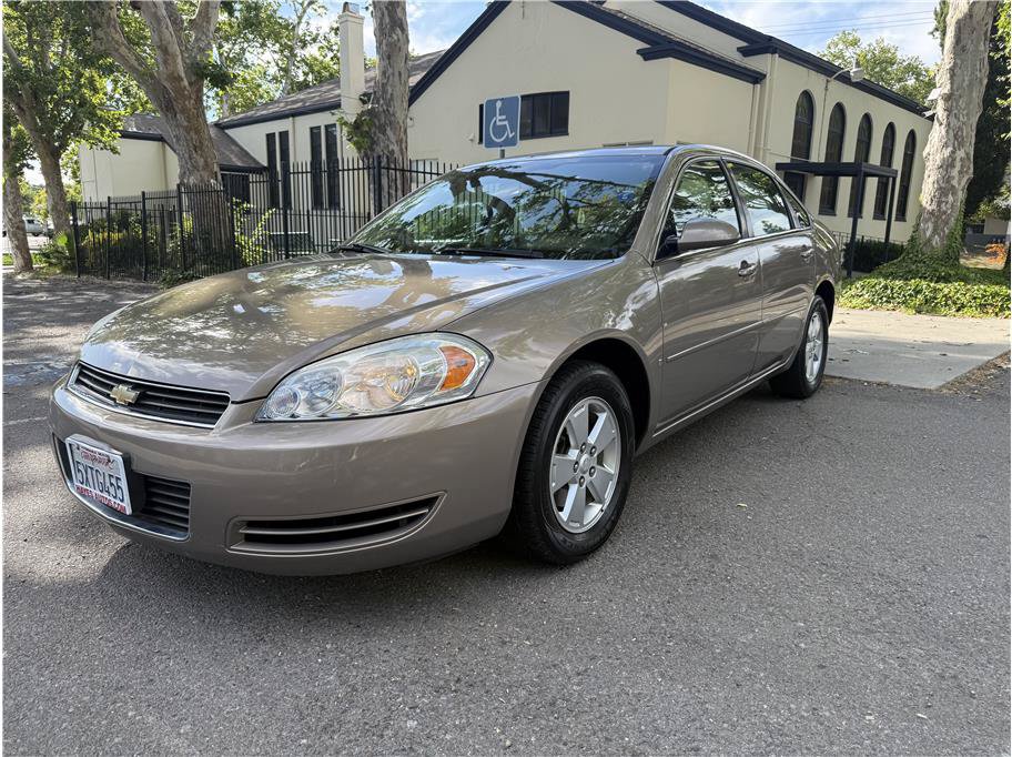Used 2007 Chevrolet Impala LT w/ Preferred Equipment Group FWD image 3