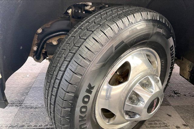 Used 2020 GMC Sierra 3500 Denali w/ Denali Ultimate Package image 30