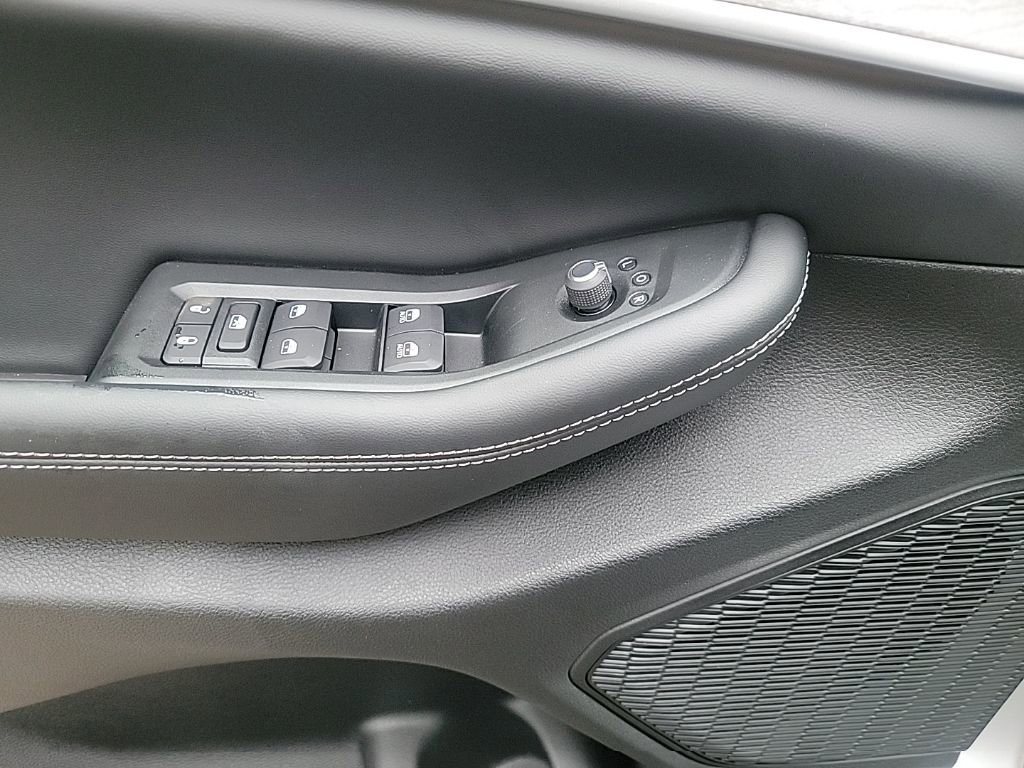 New 2025 Jeep Grand Cherokee Limited image 11