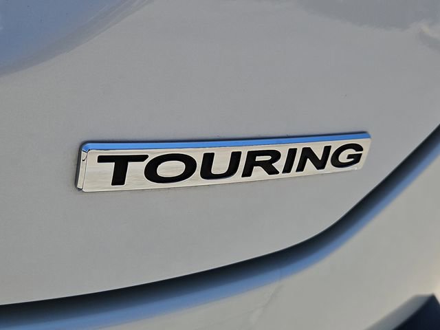 Used 2025 Honda Pilot Touring image 9
