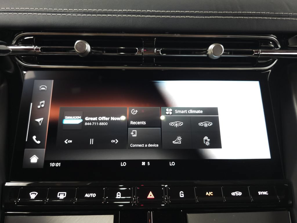 Used 2024 Aston Martin DB12 Coupe RWD image 19