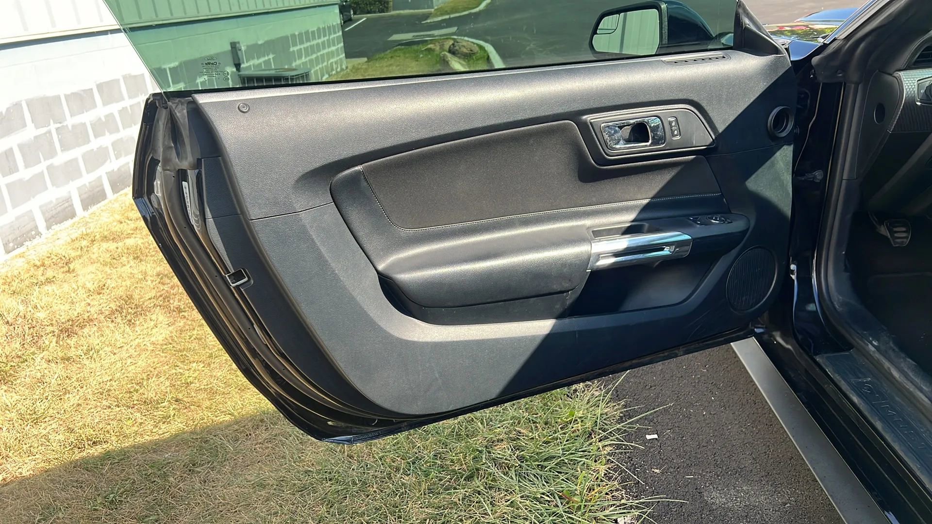 Used 2015 Ford Mustang GT w/ GT Performance Package image 8