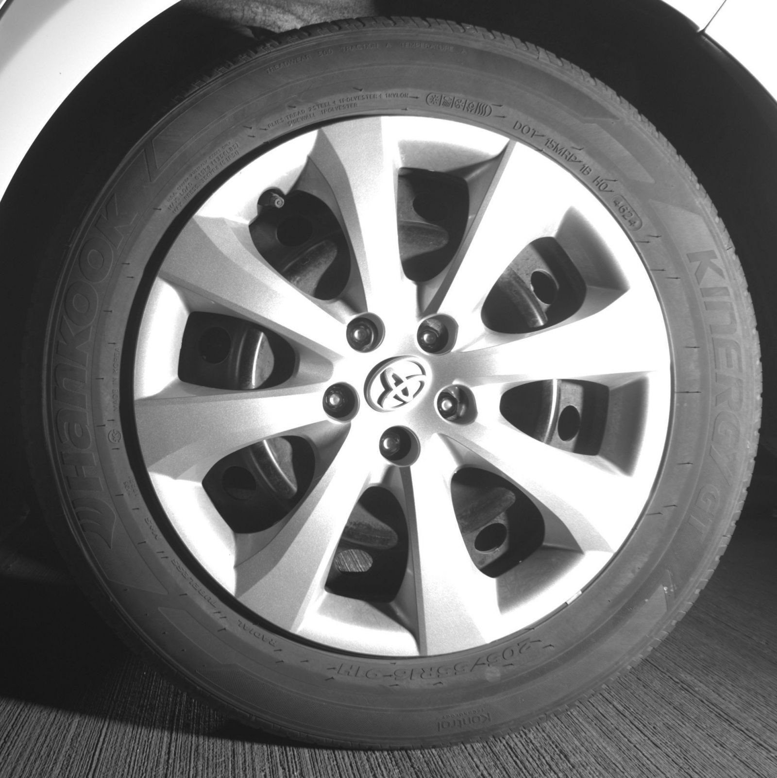 Used 2025 Toyota Corolla LE FWD image 17