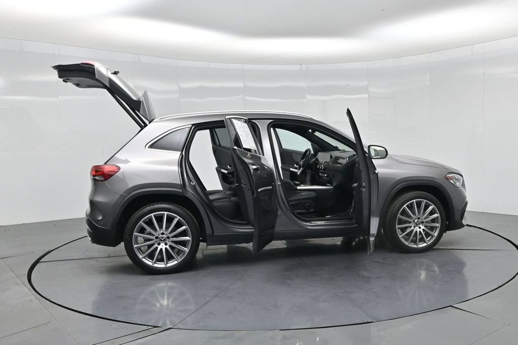 Used 2022 Mercedes-Benz GLA 250 4MATIC image 3