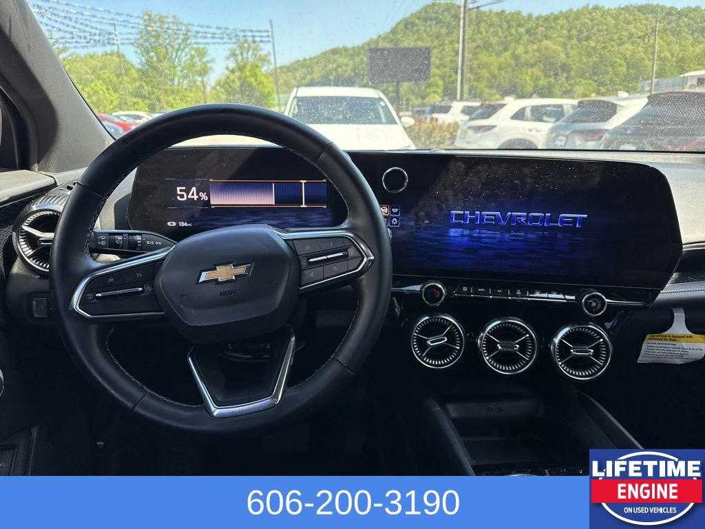 Used 2024 Chevrolet Blazer EV LT AWD/4WD image 16