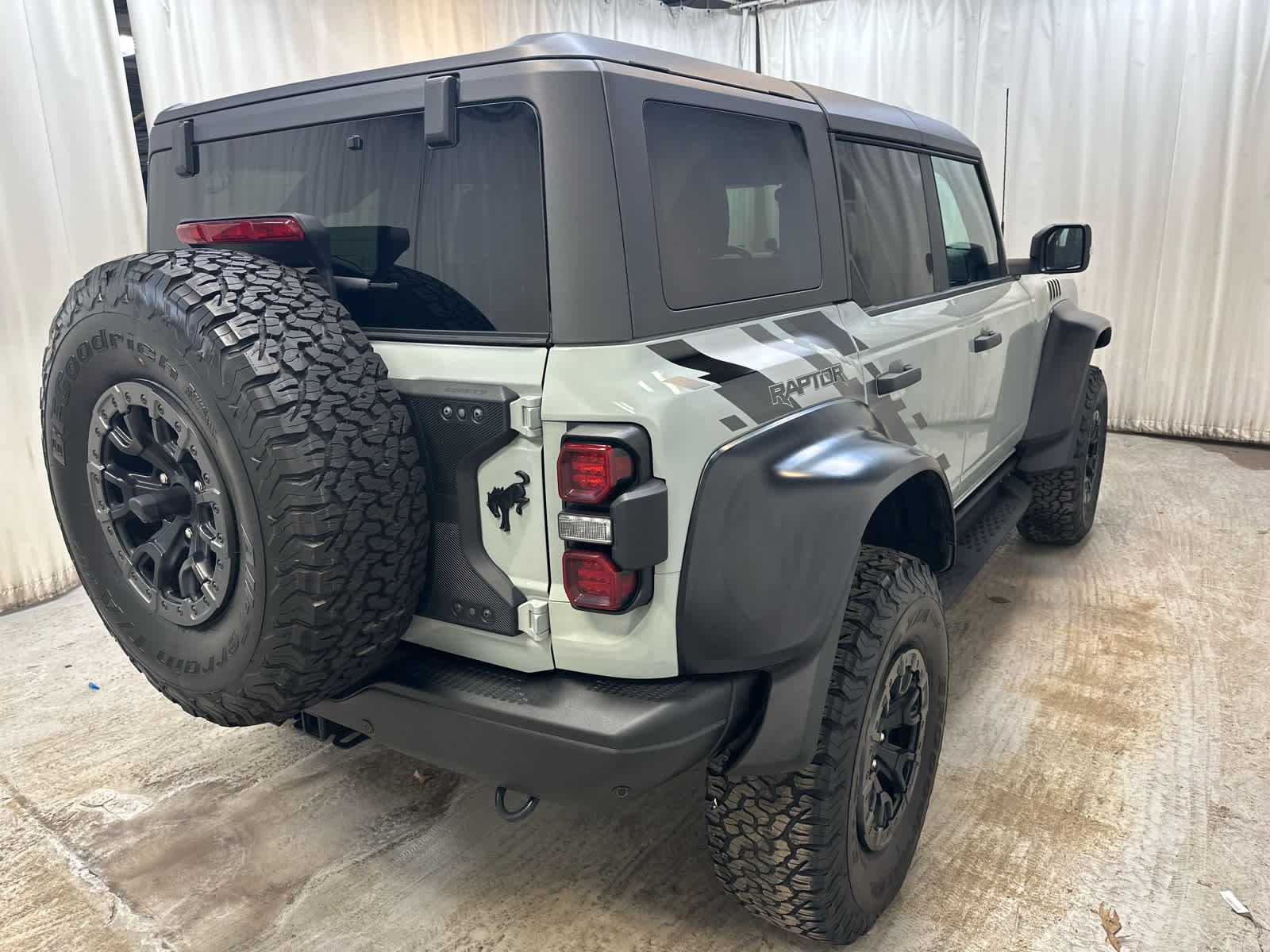 Used 2022 Ford Bronco Raptor image 10