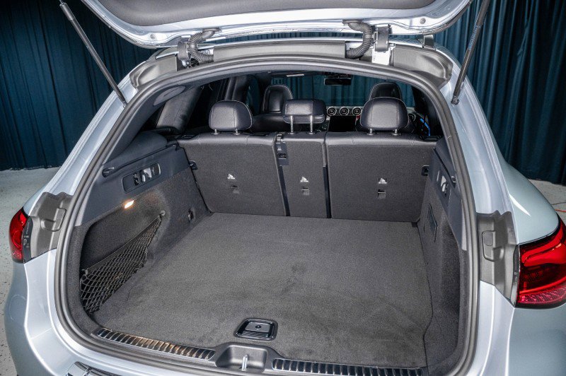 Certified 2026 Mercedes-Benz GLC 300 image 6