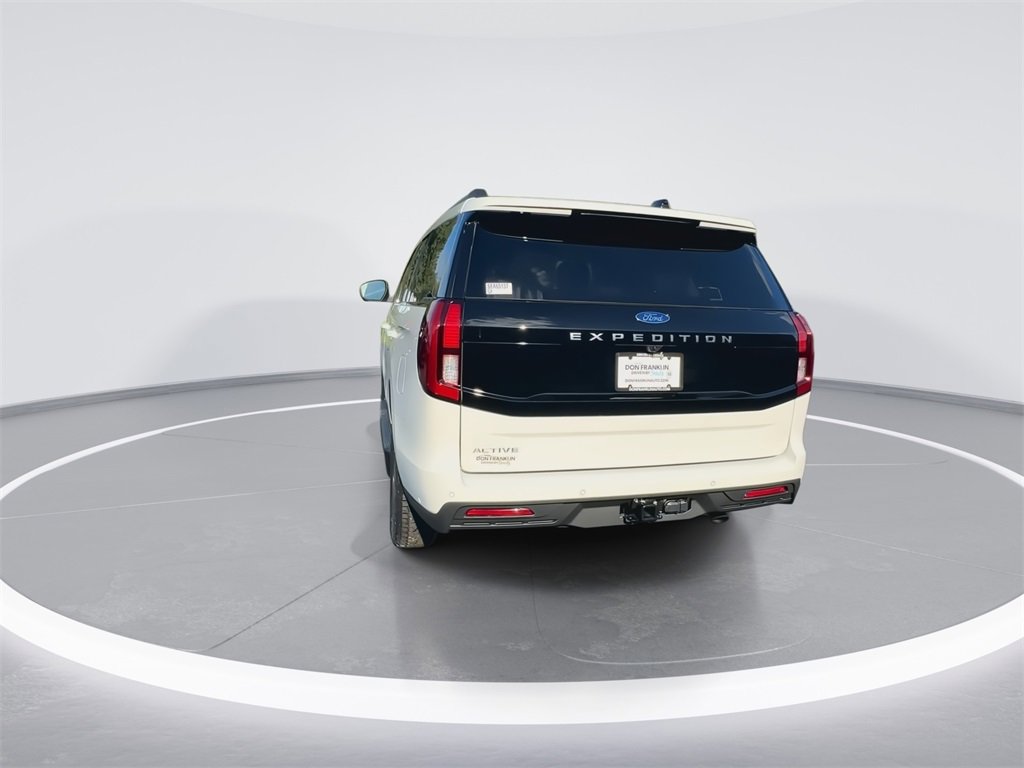 New 2025 Ford Expedition Active image 7