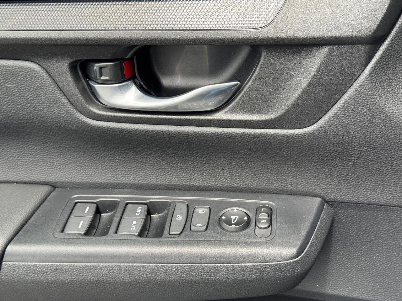 Certified 2026 Honda CR-V EX image 25